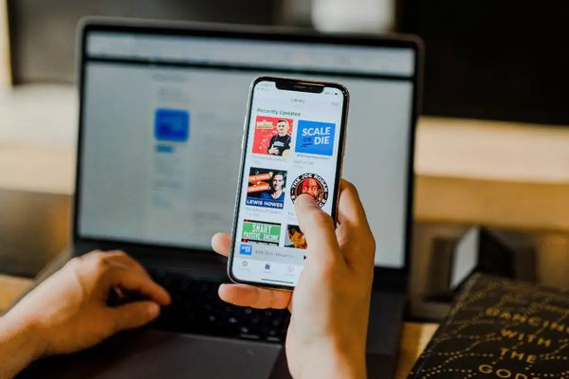 Learn our steps for optimal voice search visibility online.